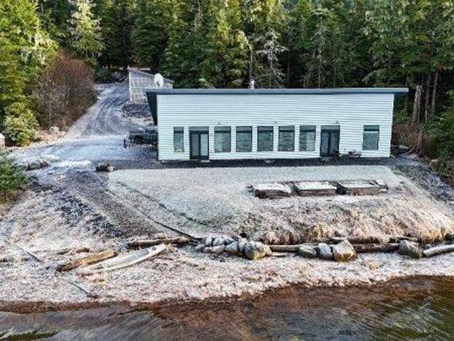 House for sale in Meyers Chuck