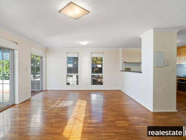 Townhouse for rent in Cockburn, Western Australia