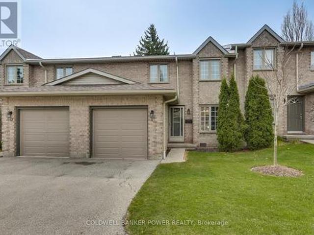 Townhouse for sale in Arva, Ontario
