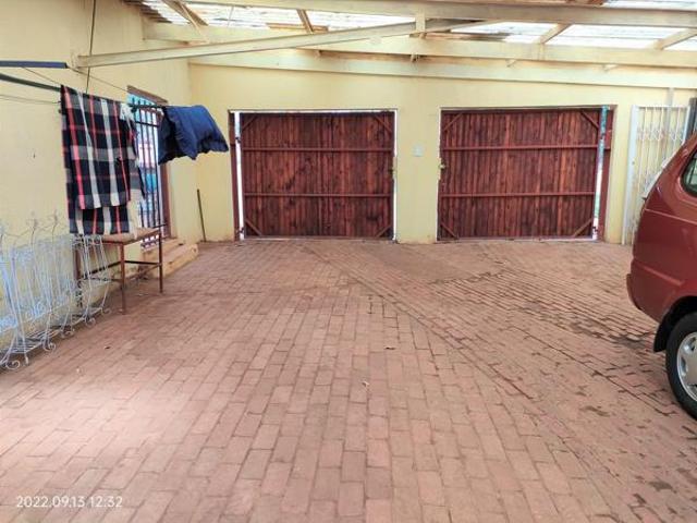 Property for sale in Hartbeespoort Dam Nature Reserve, North West