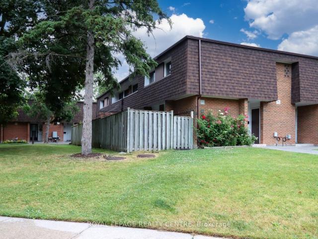 Condo for sale in Woburn, Ontario