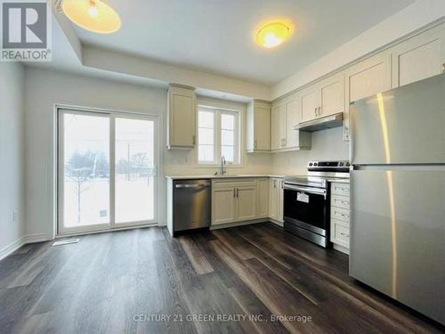 Townhouse for sale in Ancaster, Ontario