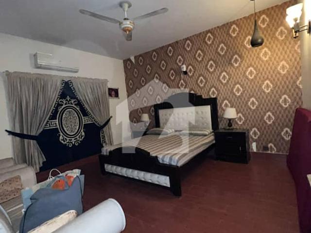 House for sale in Faisalabad, Islamabad Capital Territory
