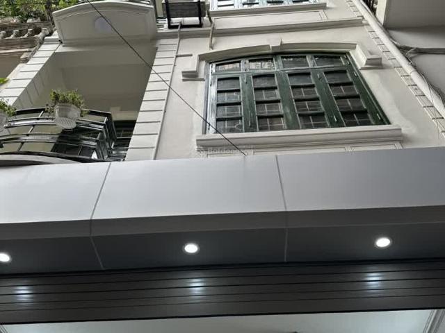 Nhà bán tại Hoàn Kiếm, Hà Nội