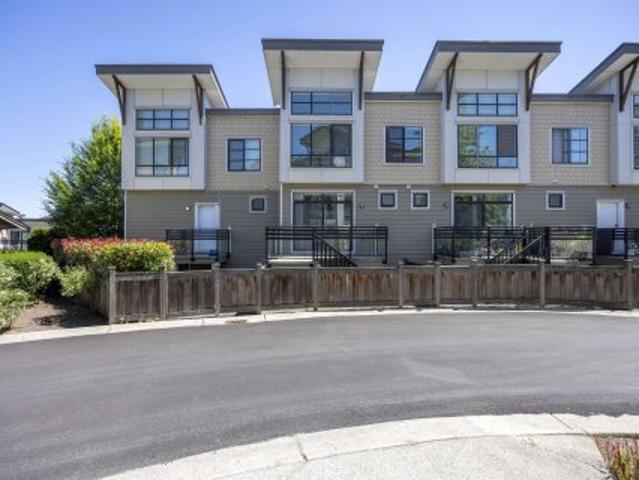 Townhouse for sale in Surrey, British Columbia