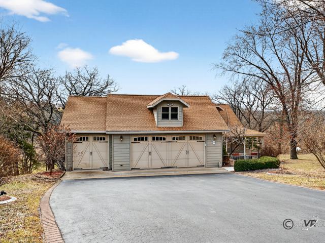 House for sale in Apple River, Illinois