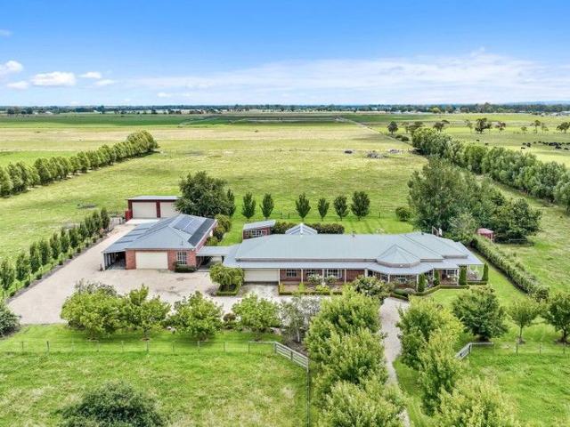 House And Land for sale in Cora Lynn