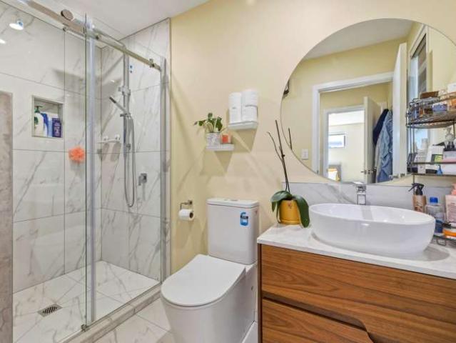 House for sale in Chaslands, Canterbury