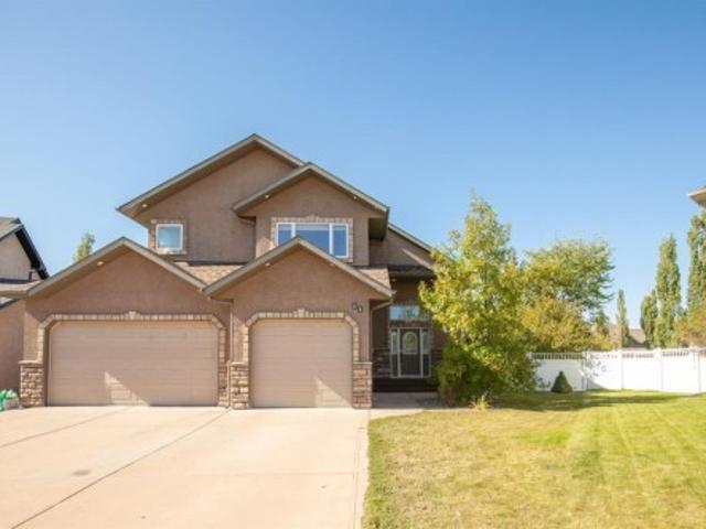 House for sale in Alberta