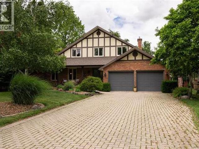 House for sale in Chatham–kent, Ontario