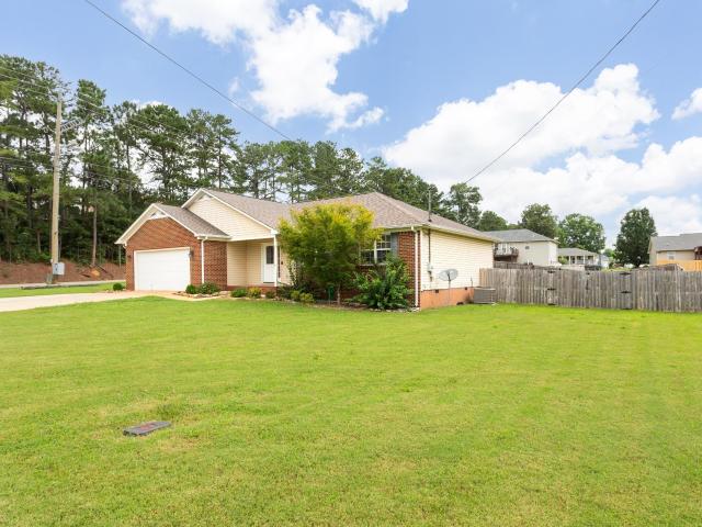 House for sale in Weaver