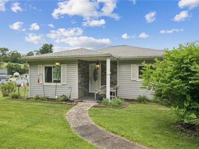 House for sale in Washington, Pennsylvania