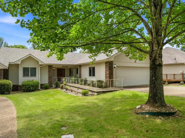 Condo for sale in Hot Springs Village, Garland County