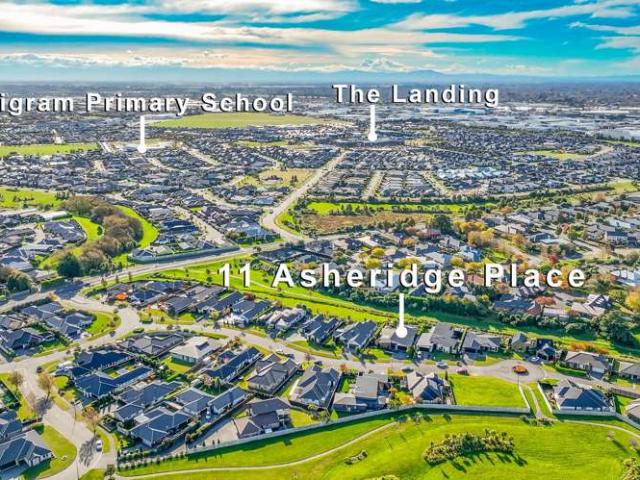 House for sale in Chaslands, Canterbury