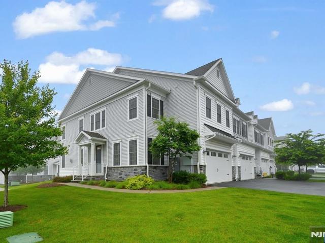 Townhouse for sale in Cedar Grove