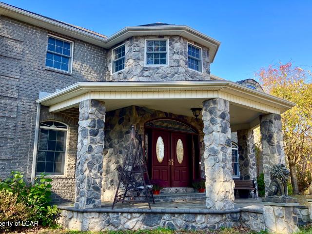 House for sale in Sugarloaf, Pennsylvania