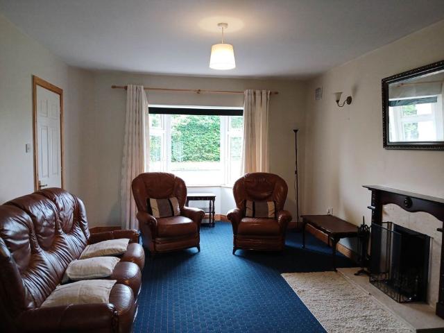 Apartment to rent in Connacht