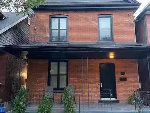 House for sale in Ancaster, Ontario