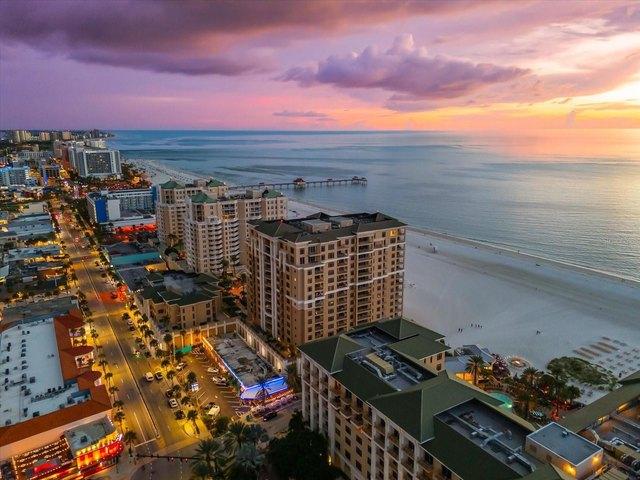 Condo for sale in Clearwater Beach, Clearwater