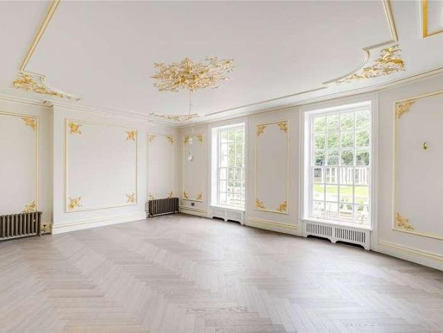 House for sale in Hampstead Garden Suburb, Greater London
