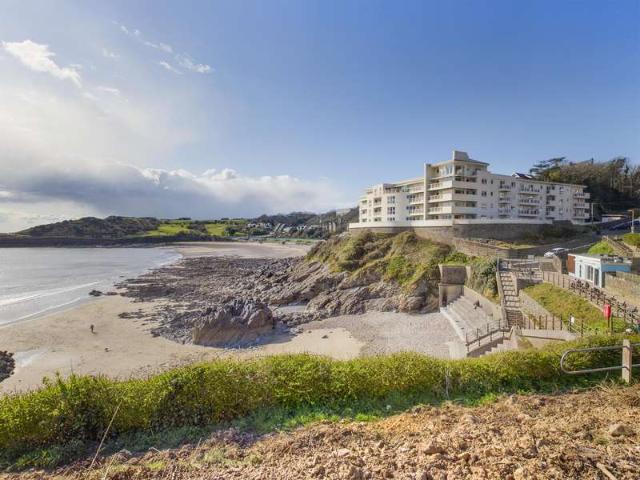 Apartment for rent in Rotherslade, Newton