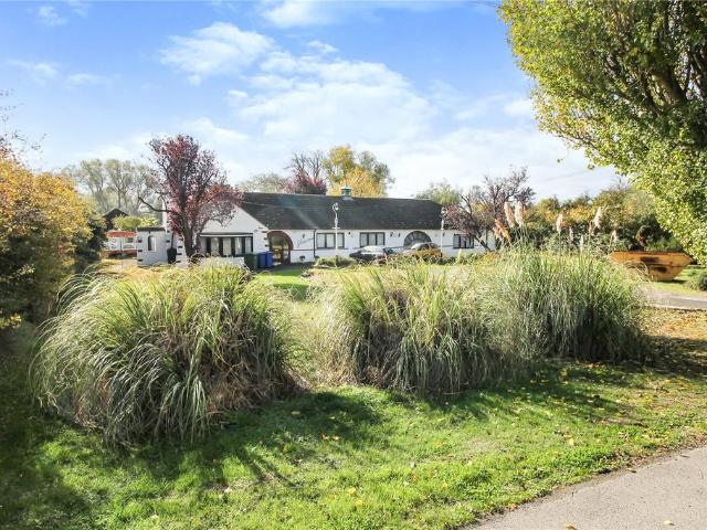 Bungalow for sale in Bulphan, Essex