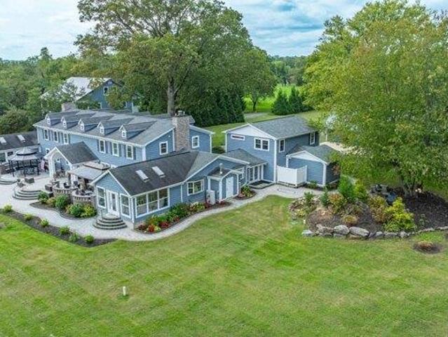 House for sale in Deale