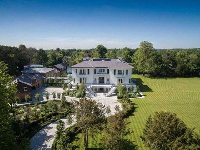 House for sale in Wooburn, Bourne End