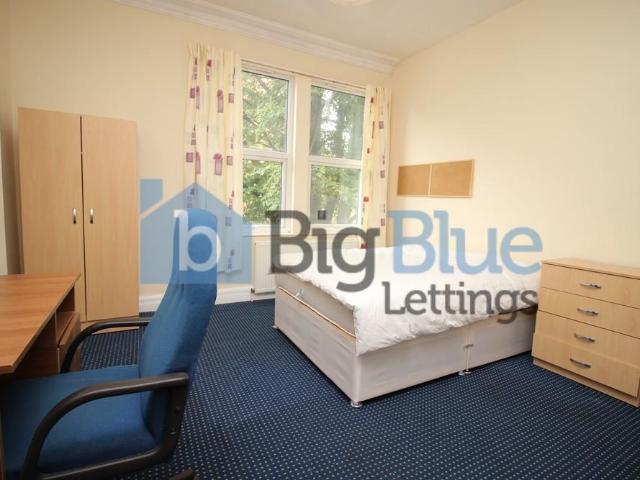 House for rent in Hyde Park, West Yorkshire