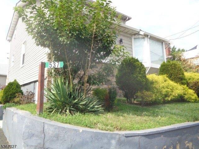 House for sale in Hillside, New Jersey