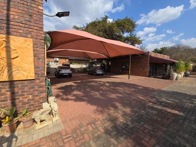 House for sale in Waterkloof, Gauteng