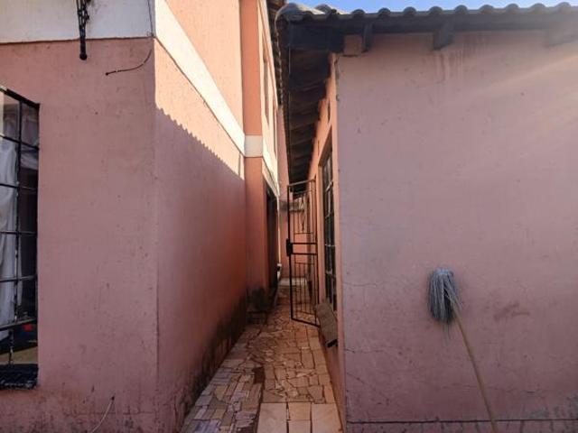 House for sale in Vosloorus, Gauteng