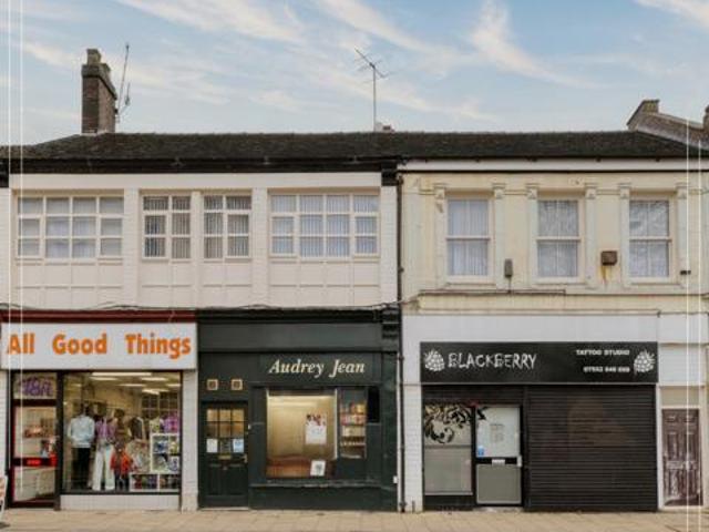 House for sale in Lyons, Greater London