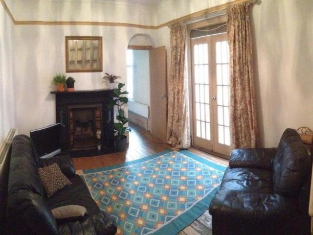 Room for rent in Plasnewydd, Falcon Lodge