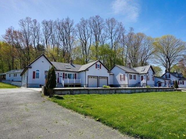 House for sale in Hudson, Massachusetts