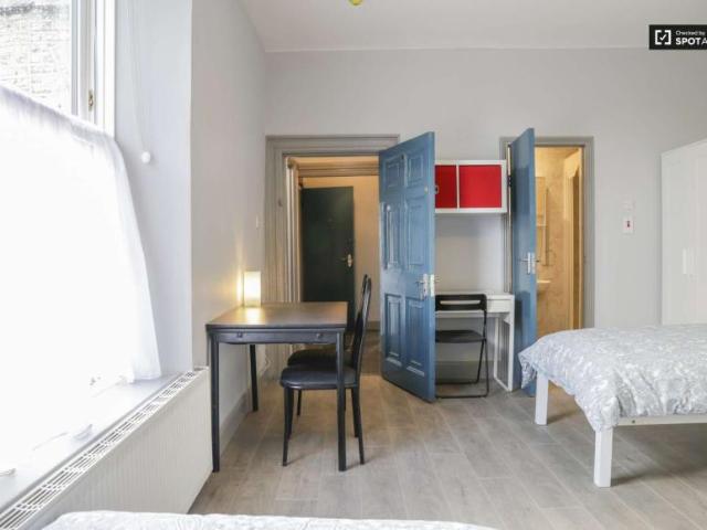 Property to rent in Dublin Docklands, Dublin