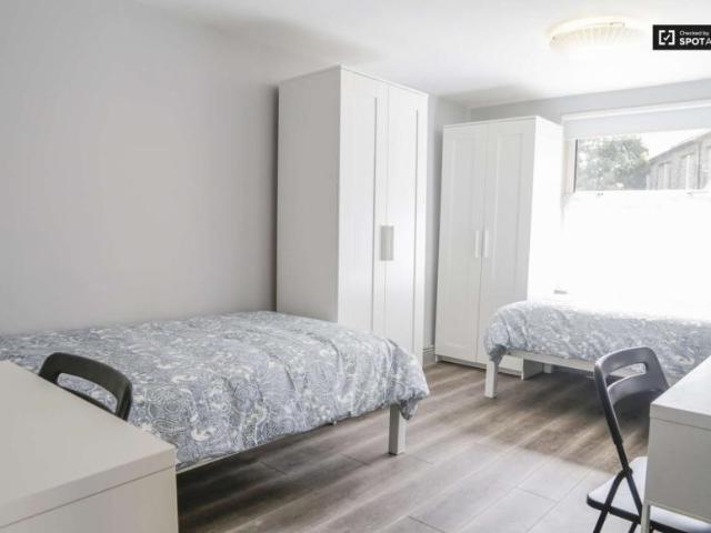 Property to rent in Dublin Docklands, Dublin