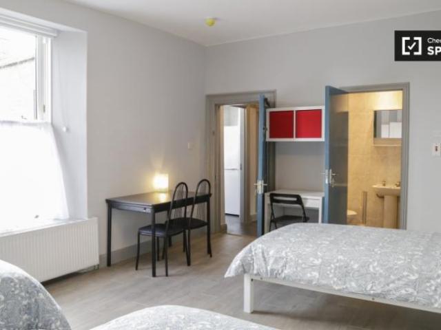 Property to rent in Dublin Docklands, Dublin