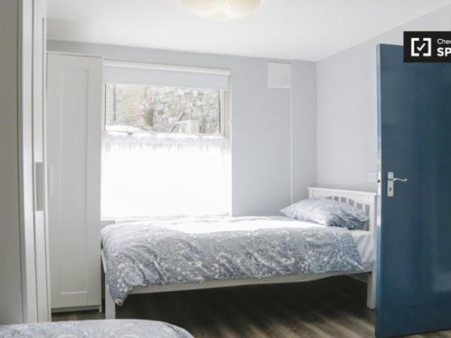 Property to rent in Dublin Docklands, Dublin
