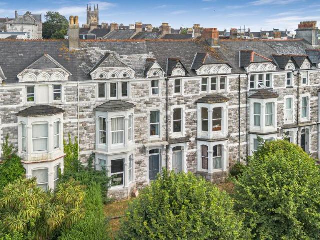 House for sale in Mount Wise