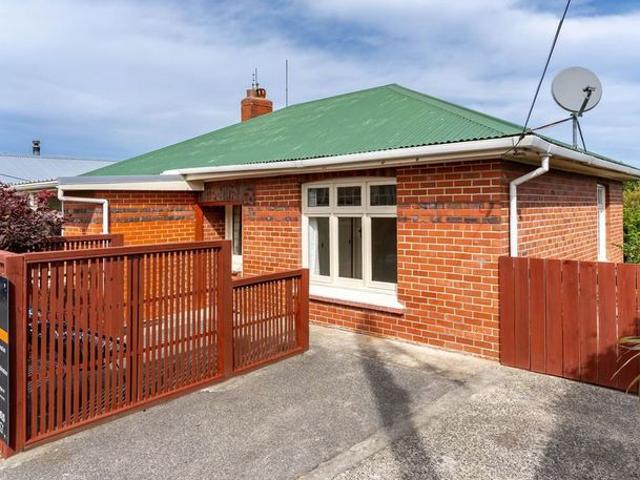 House for rent in Otakou
