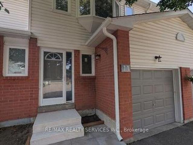Townhouse for sale in Georgetown, Ontario