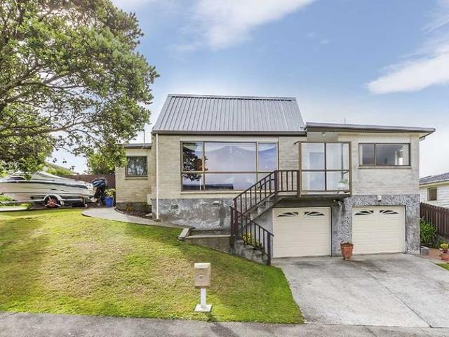 House for rent in Camborne, Porirua