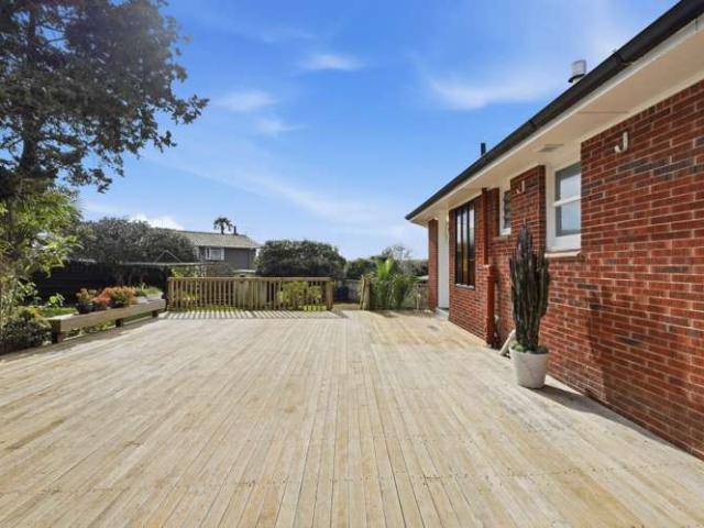 House for sale in Howick, Oroua County