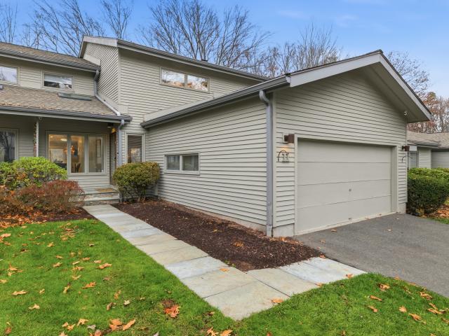 Condo for sale in Avon, Connecticut