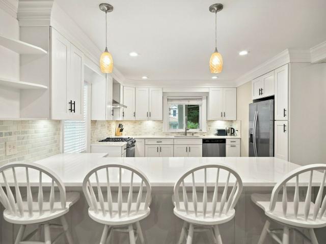 Townhouse for sale in Stoneham, South Boston