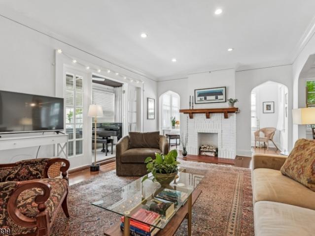 Property for rent in Maplewood, New Jersey