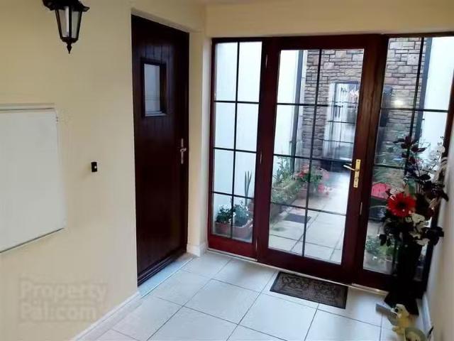 House to rent in Caher, South Tipperary