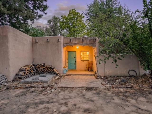 House for sale in Pena Blanca, New Mexico