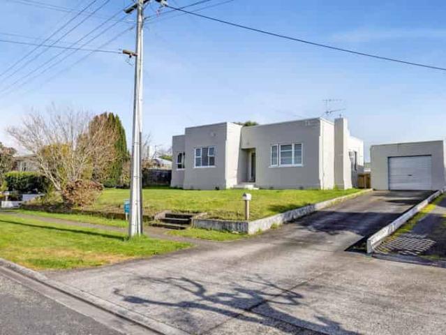 House for rent in Taranaki